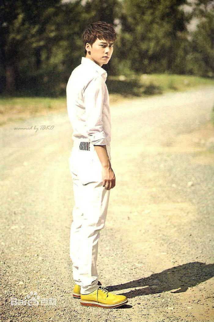 高清李易峰(Yifeng Li)在《壹刻》中的图集