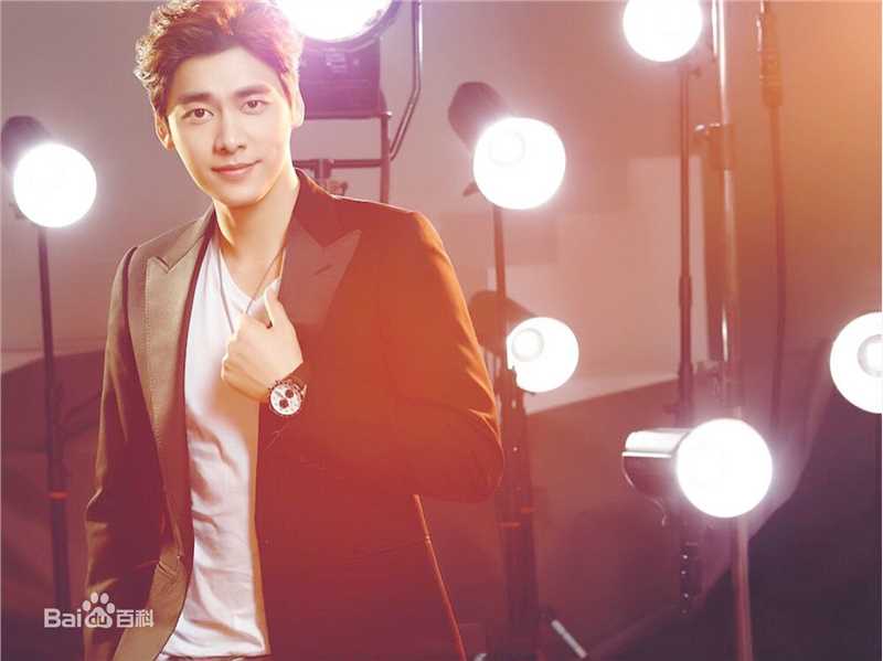 李易峰(Yifeng Li)广告代言素颜照相册