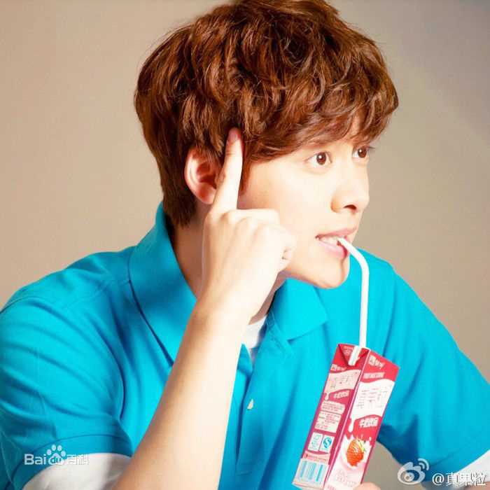 李易峰(Yifeng Li)广告代言素颜照相册