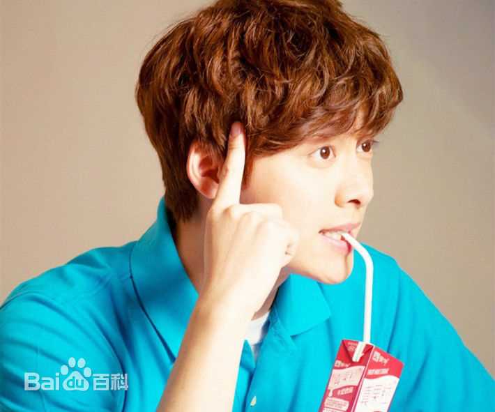 李易峰(Yifeng Li)广告代言素颜照相册