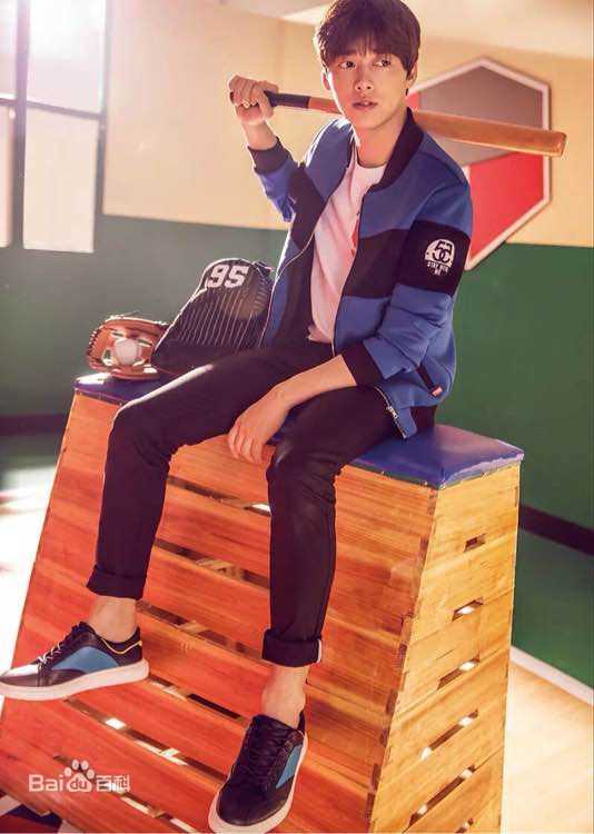 李易峰(Yifeng Li)广告代言素颜照相册