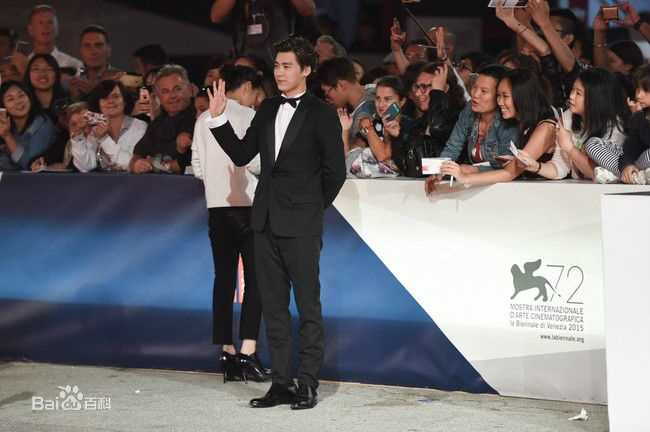 李易峰(Yifeng Li)第72届威尼斯电影节壁纸壁纸