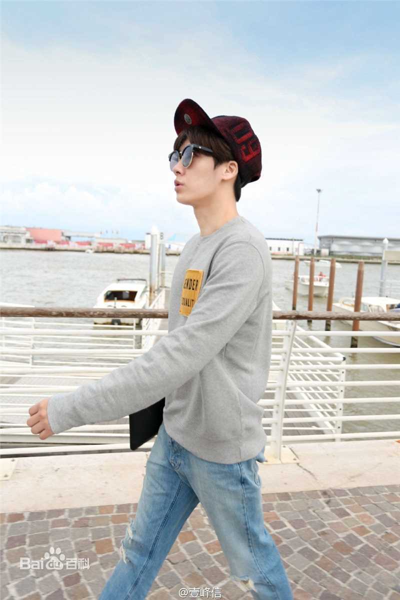 李易峰(Yifeng Li)第72届威尼斯电影节壁纸壁纸