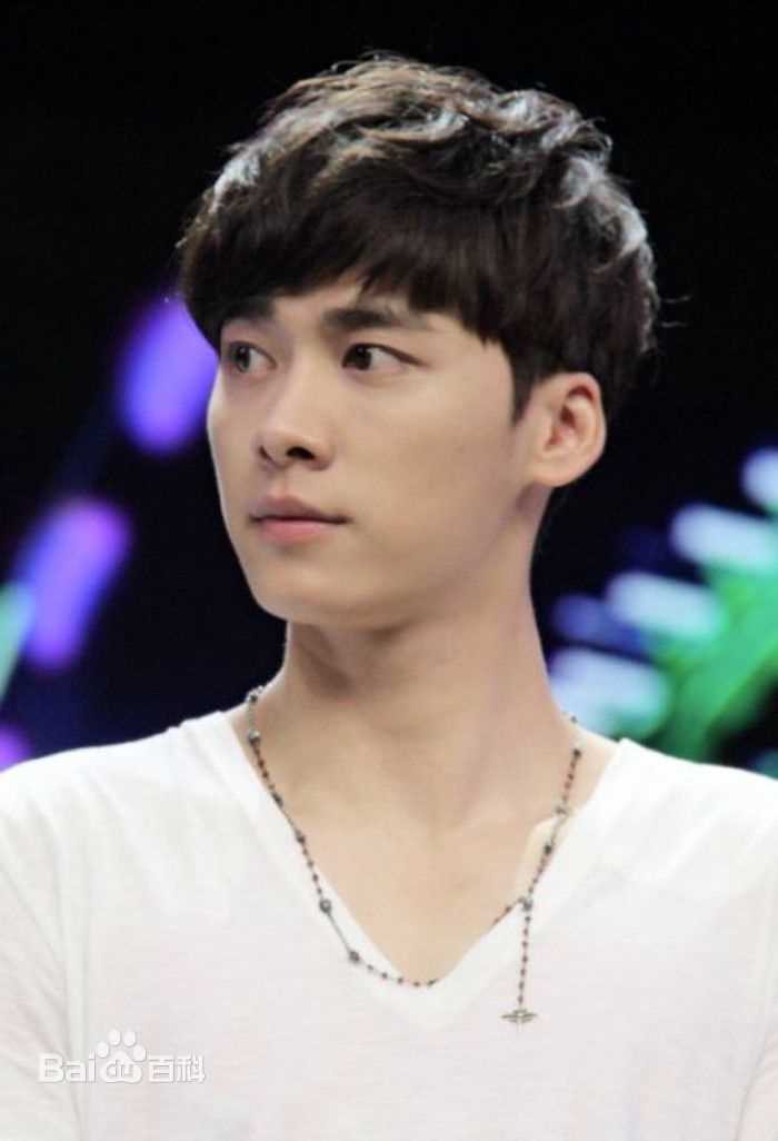 李易峰(Yifeng Li)综艺节目素颜照相册