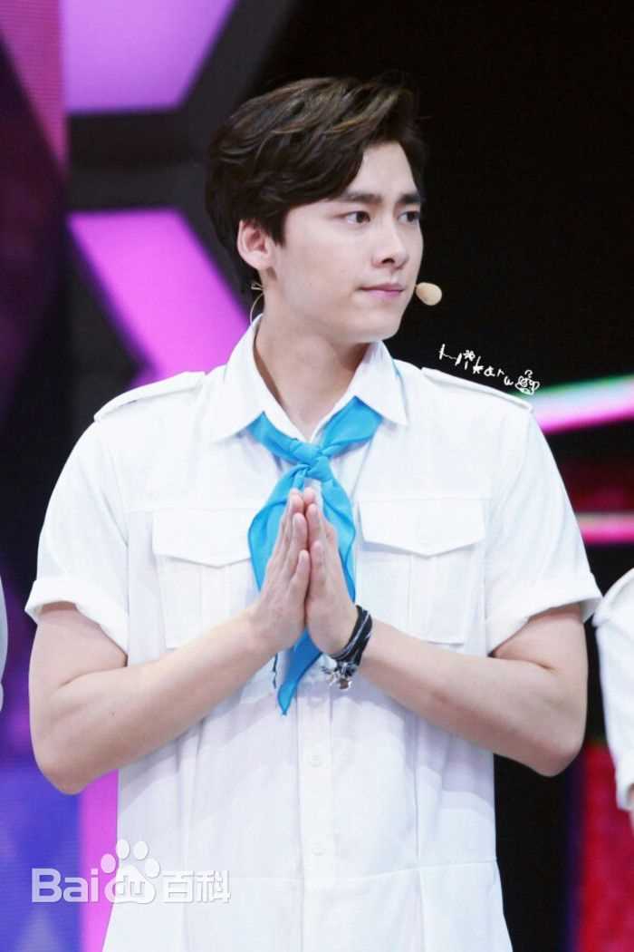 李易峰(Yifeng Li)综艺节目素颜照相册