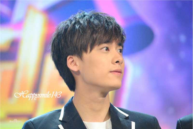 李易峰(Yifeng Li)综艺节目素颜照相册