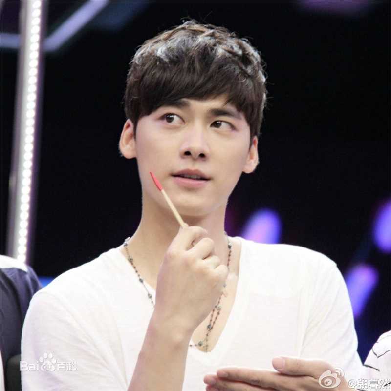 李易峰(Yifeng Li)综艺节目素颜照相册