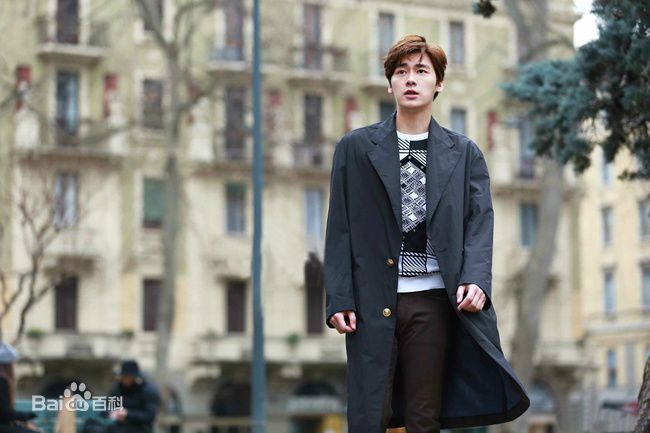 李易峰(Yifeng Li)时尚画报前后照片