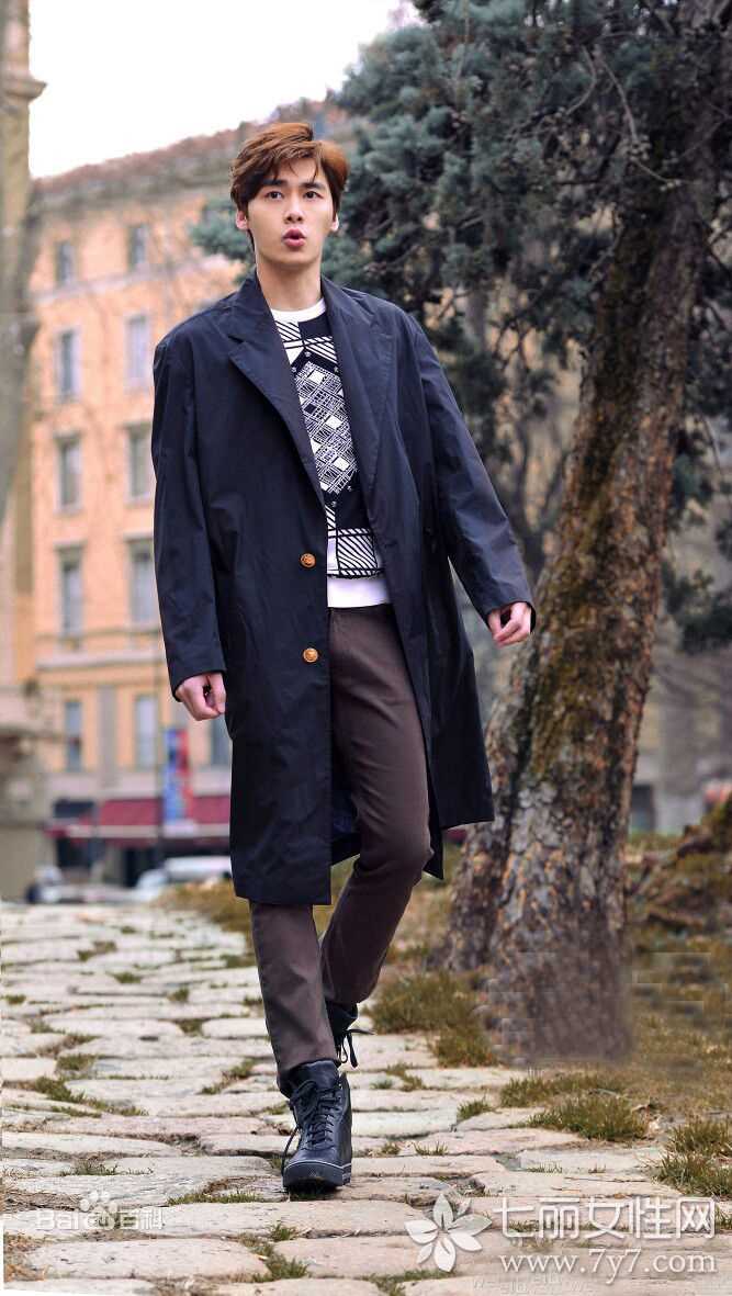 李易峰(Yifeng Li)时尚画报前后照片