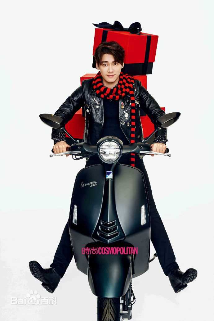 李易峰(Yifeng Li)在《时尚COOPOLITAN》中的