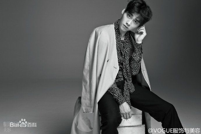 李易峰(Yifeng Li)在《VOGUE》CITY SPECIAL中的