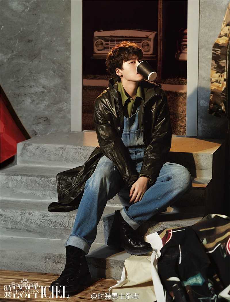 李易峰(Yifeng Li)在《时装男士L‘OFFICIEL HOMMES》中的