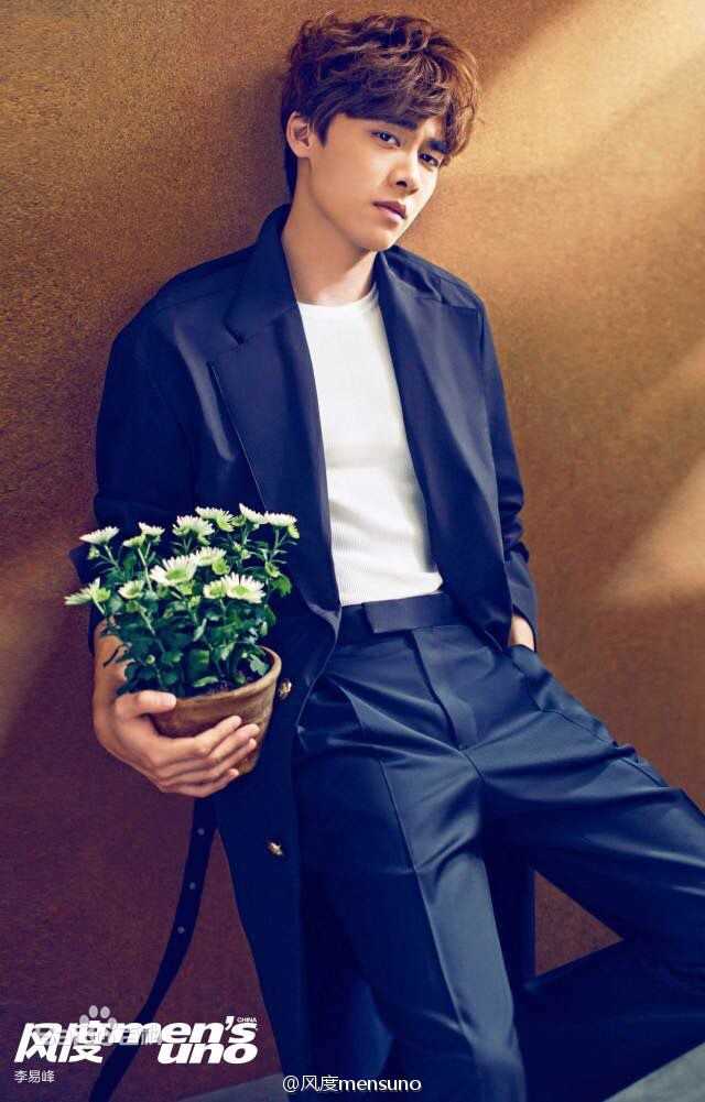 李易峰(Yifeng Li)在《风度men's uno》中的