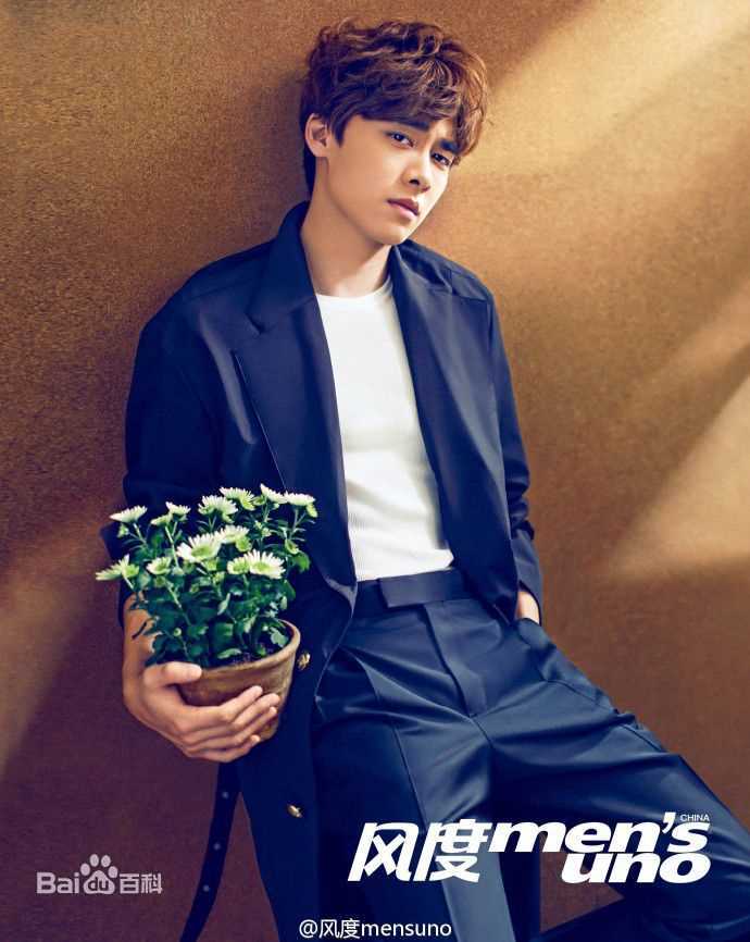李易峰(Yifeng Li)在《风度men's uno》中的