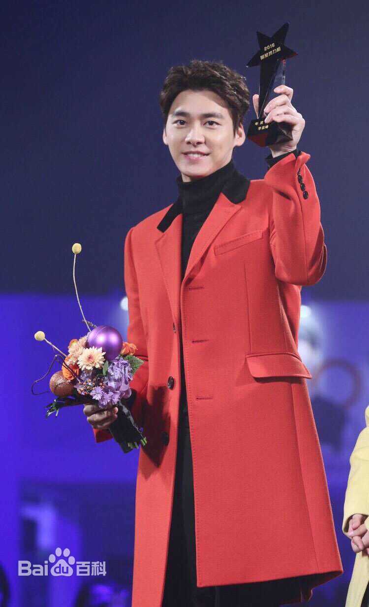 李易峰(Yifeng Li)荣誉时刻素颜照相册