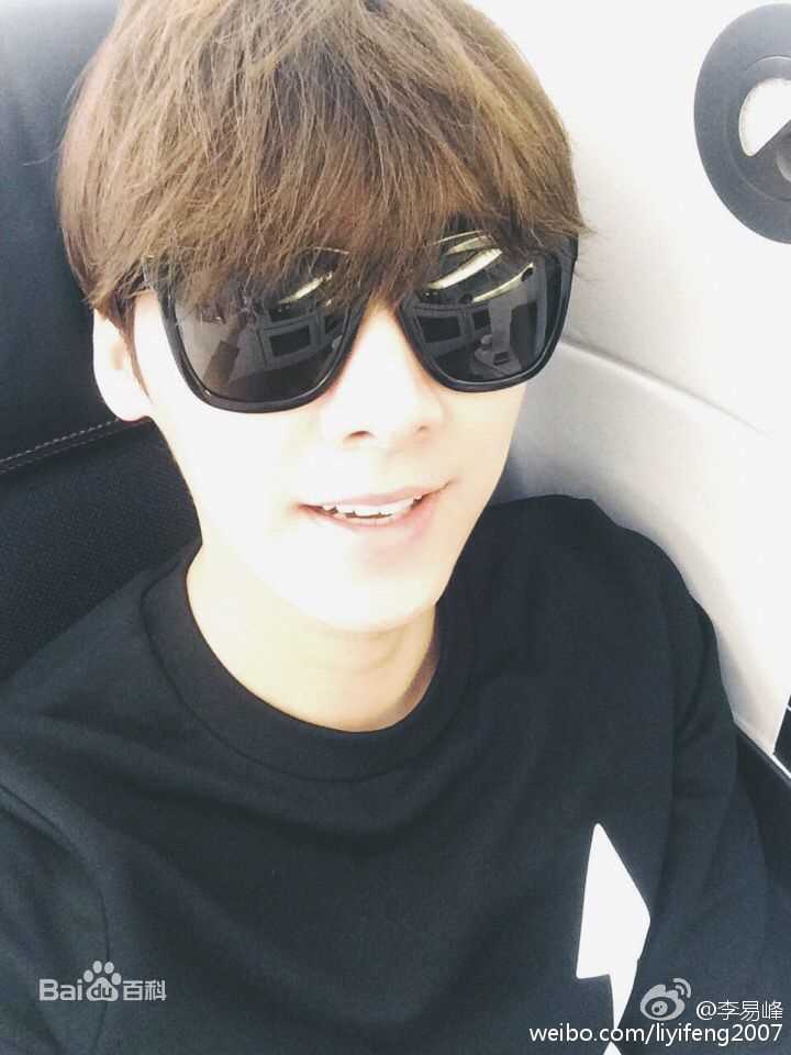 李易峰(Yifeng Li)生活图集1图册