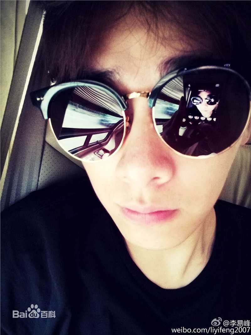 李易峰(Yifeng Li)生活图集1图册