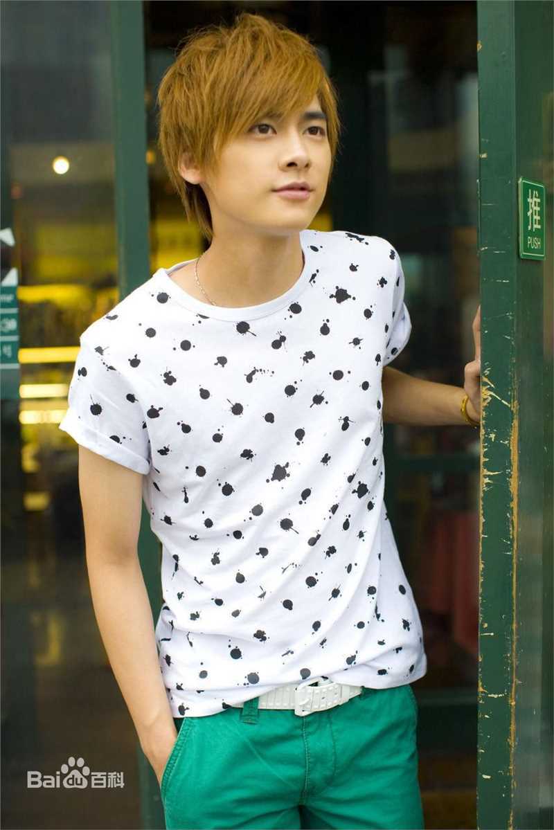 精选李易峰(Yifeng Li)精彩图册