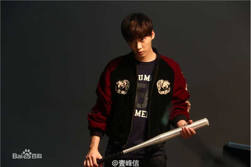 最优质李易峰(Yifeng Li)在电影《老炮儿》饰演张晓波中的相册