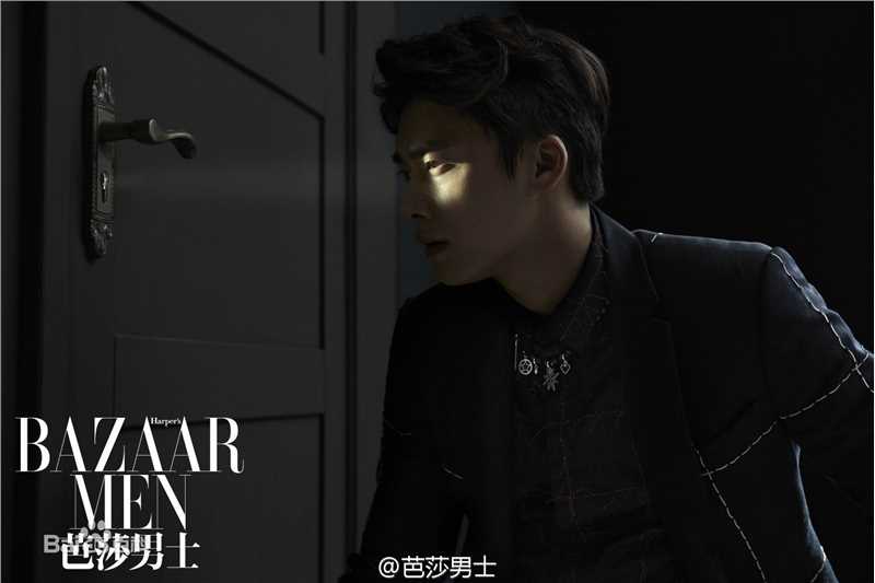 李易峰(Yifeng Li)芭莎男士性感图片图集