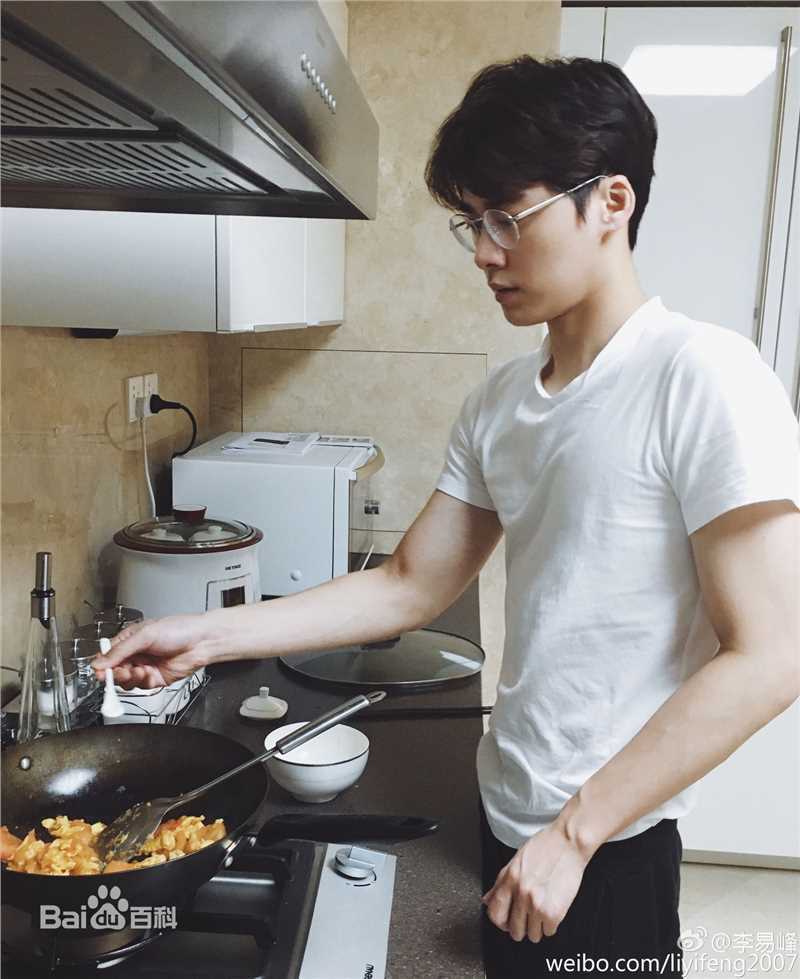 李易峰(Yifeng Li)生活图集4素颜照相册