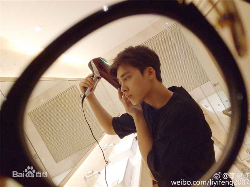 李易峰(Yifeng Li)生活图集4素颜照相册