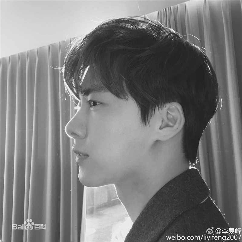 李易峰(Yifeng Li)生活图集3生活照