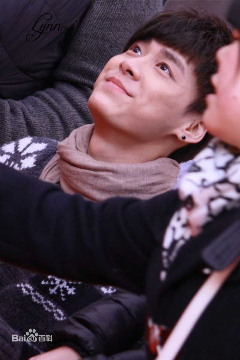 李易峰(Yifeng Li)2011.1.22【那首歌】EP杭州签售性感图片图集