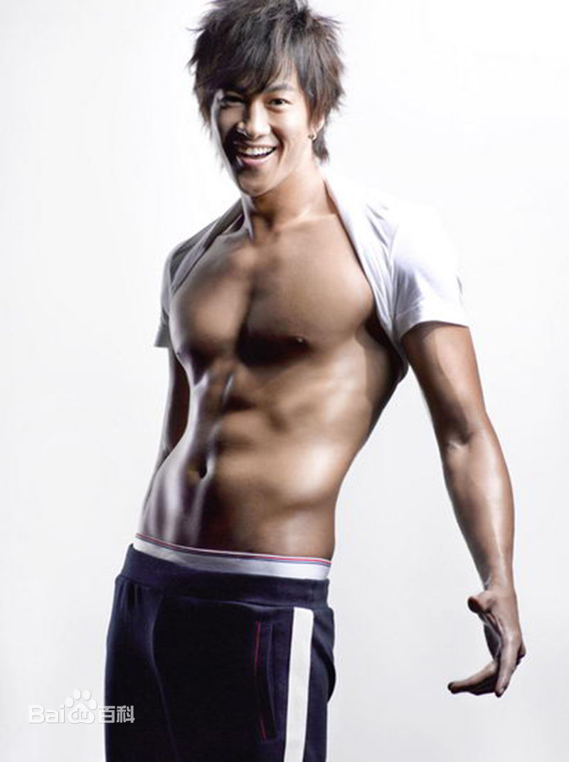 最新何润东(Peter Ho)壁纸