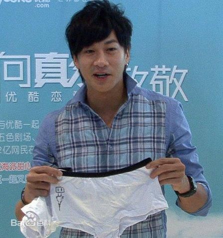 最新何润东(Peter Ho)壁纸