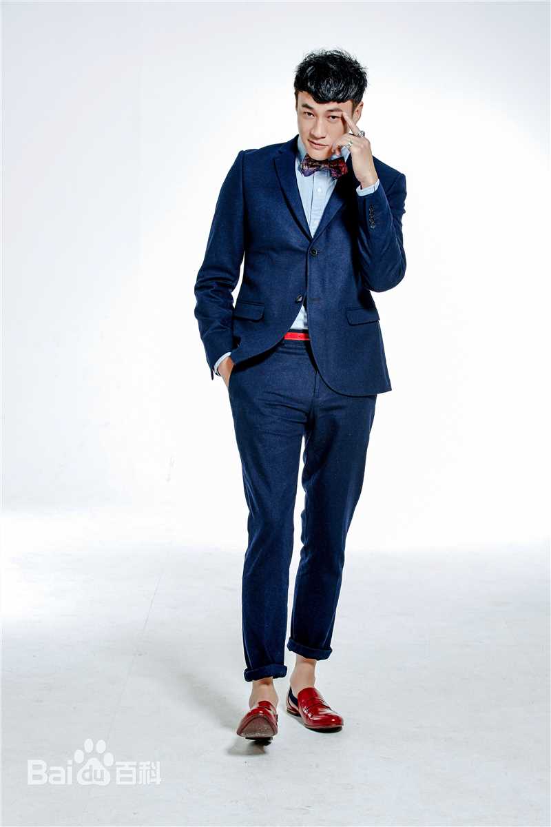 何润东(Peter Ho)宣传照性感图片壁纸