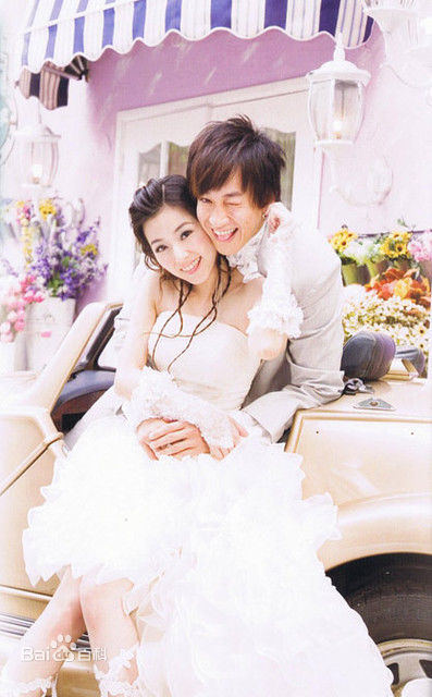 何润东(Peter Ho)婚纱照图片图集