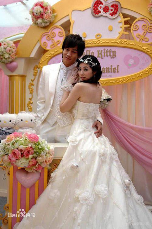 何润东(Peter Ho)婚纱照图片图集