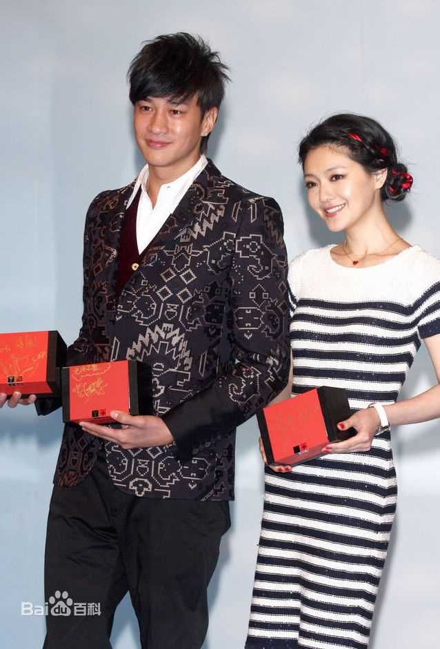 精选何润东(Peter Ho)在《泡沫之夏》首映礼及杀青酒会中的图册