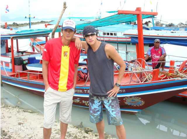 何润东(Peter Ho)生活照壁纸壁纸