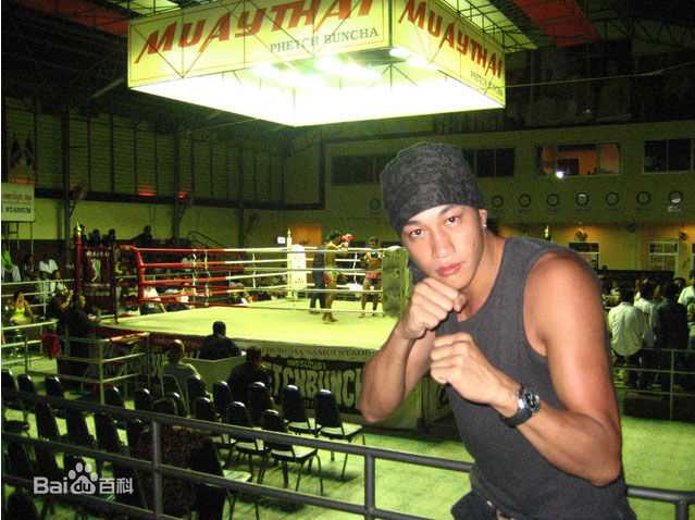 何润东(Peter Ho)生活照壁纸壁纸