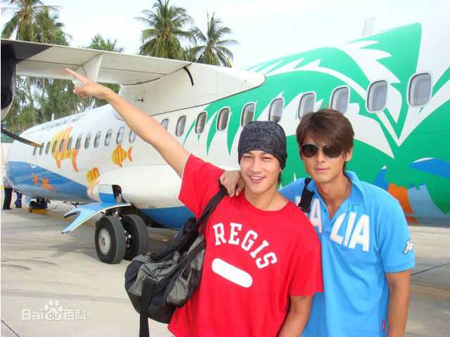 何润东(Peter Ho)生活照壁纸壁纸