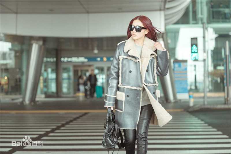 阚清子(Adi)时尚街拍图前后照片