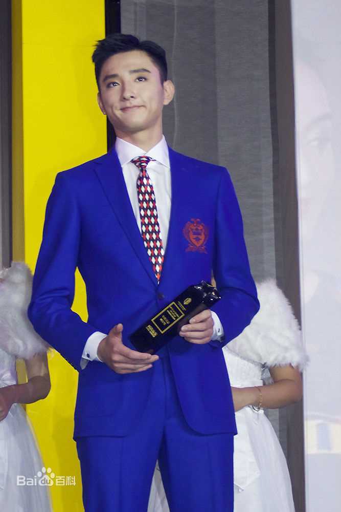 于小彤(Jim)11.28时尚旅游前后照片