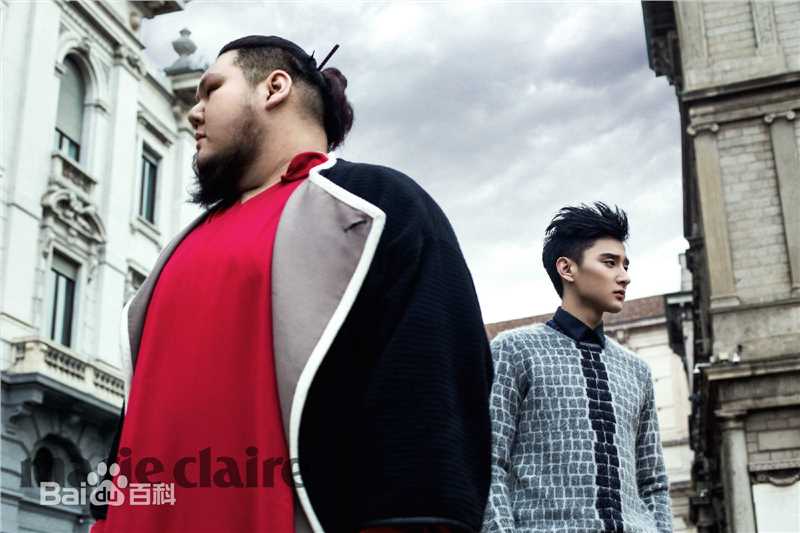 于小彤(Jim)精选杂志街拍时装周图片合辑图册