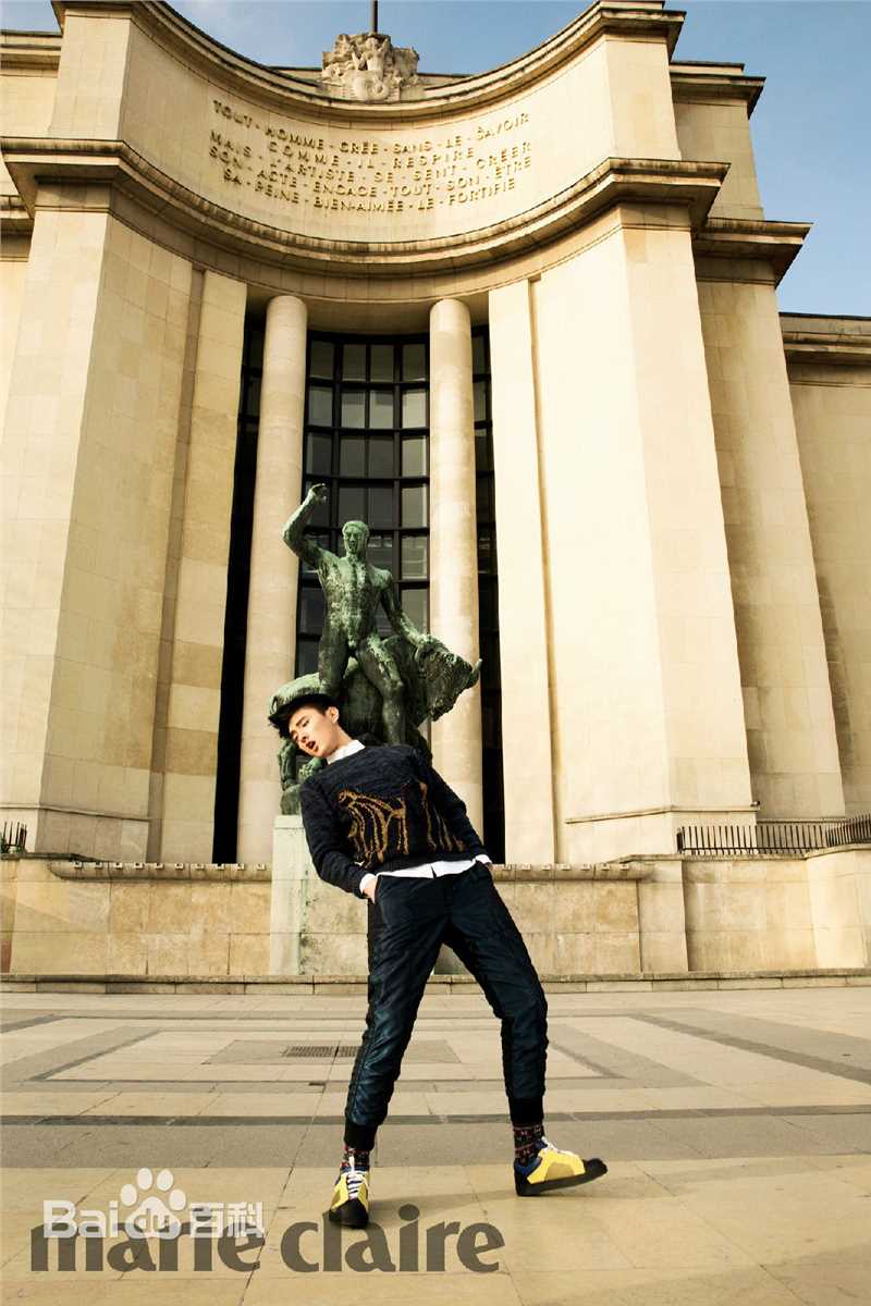 于小彤(Jim)精选杂志街拍时装周图片合辑图册