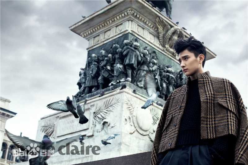 于小彤(Jim)精选杂志街拍时装周图片合辑图册