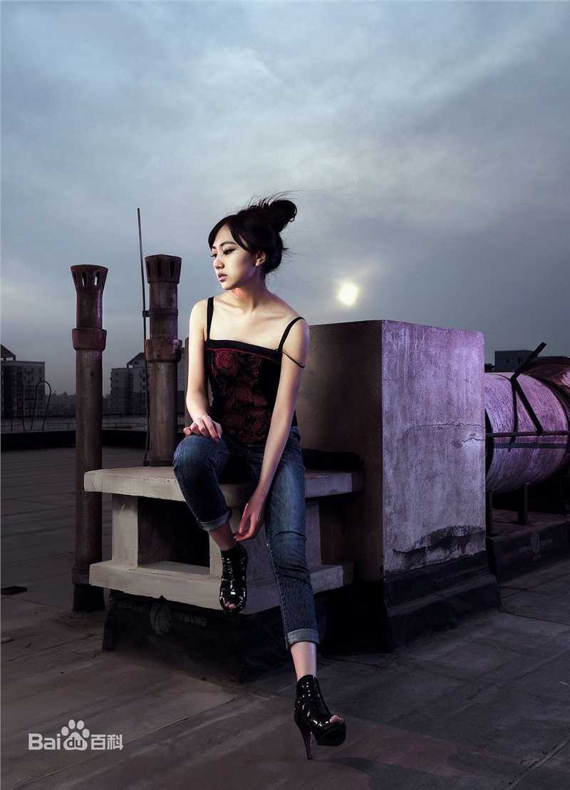 王欢高清照图集