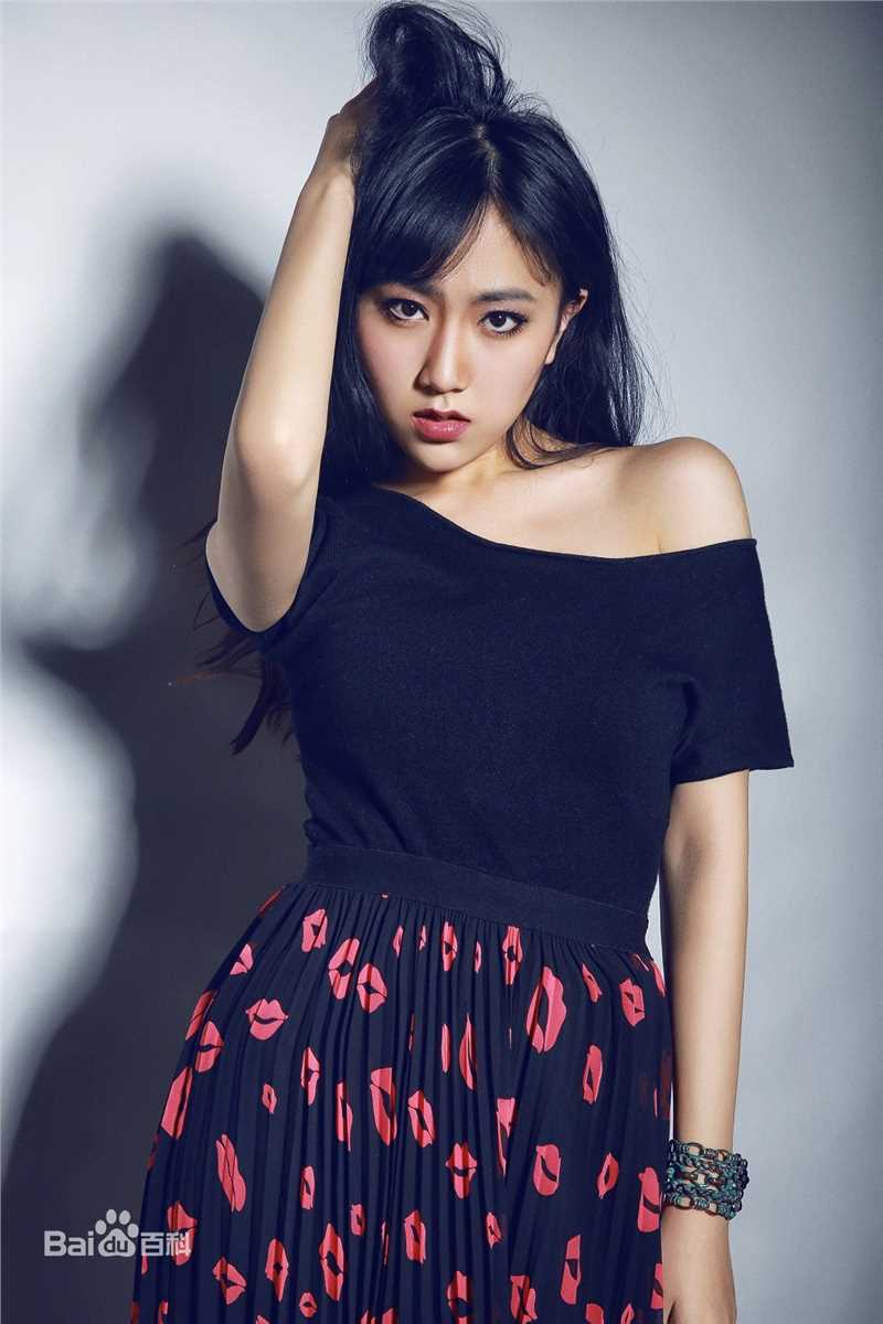 王欢高清照图集