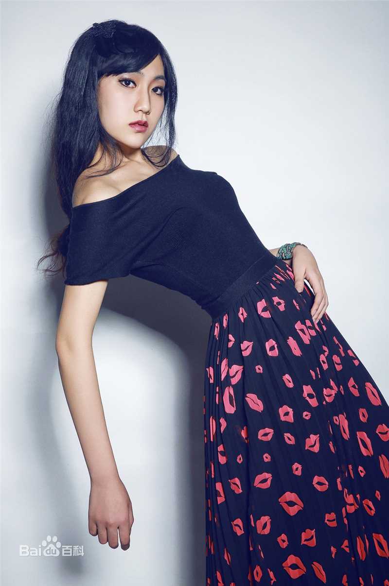 王欢高清照图集