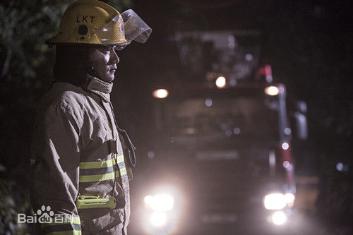 最全胡军(Hu Jun)在出演电影《救火英雄》中的壁纸