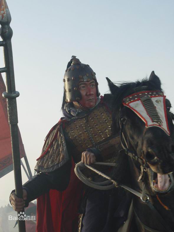 胡军(Hu Jun)饰演的项羽前后照片