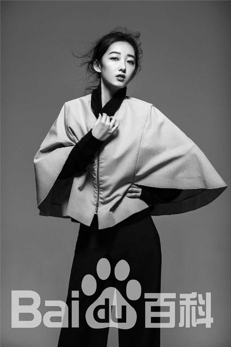 蒋梦婕最全杂志黑白壁纸