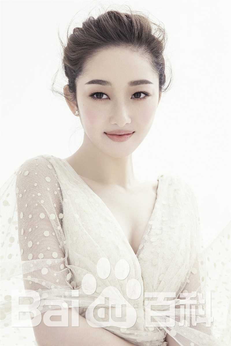 蒋梦婕平面时尚图前后照片