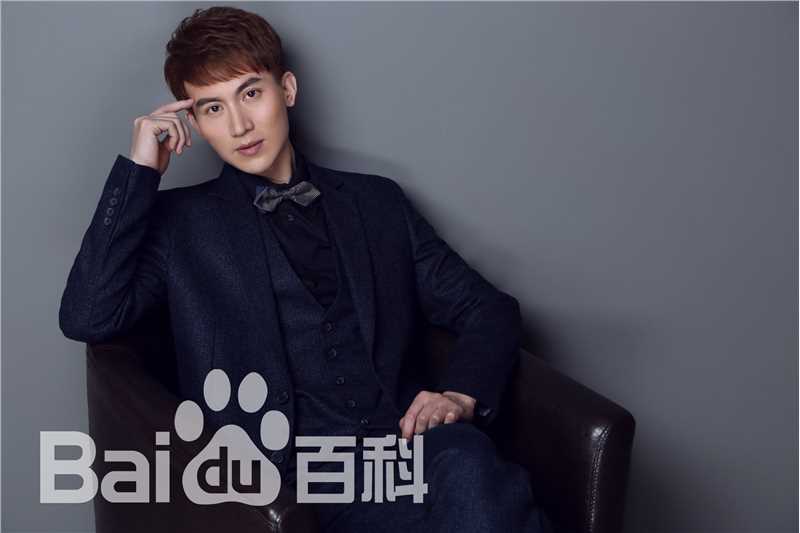 王龙华(Henry)最全壁纸